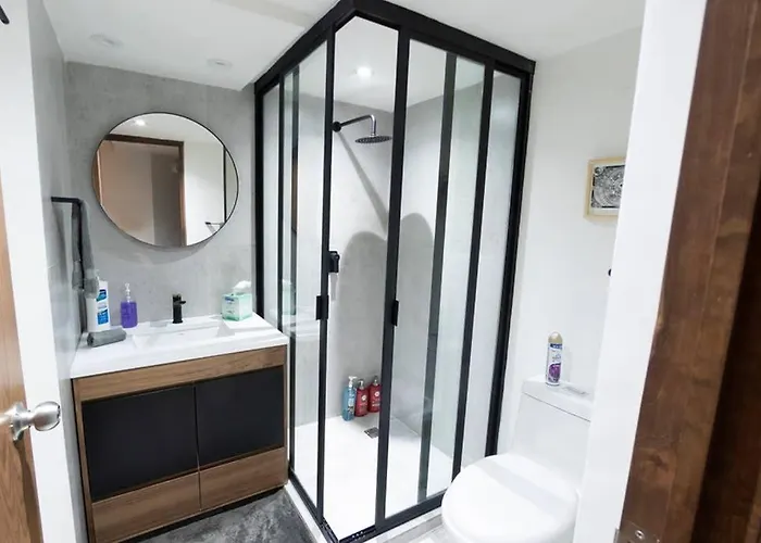 Renovated, Modern And Cozy Condesa Apt On Amsterdam Ave